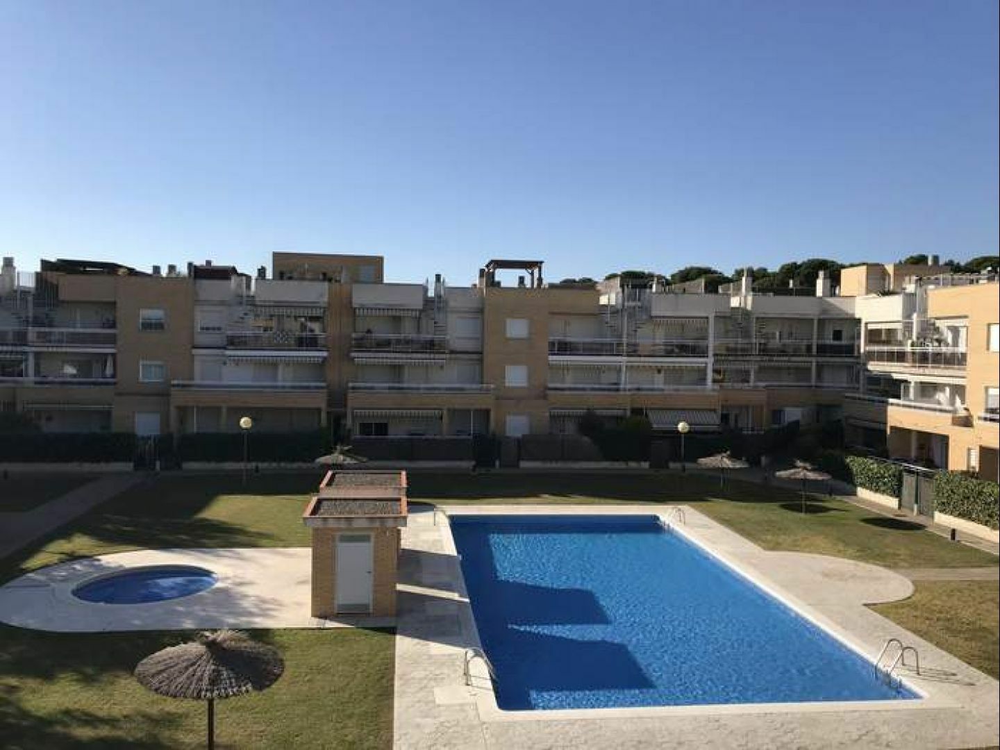 Castell De Tamarit Hotel กัมบริลส์ ภายนอก รูปภาพ